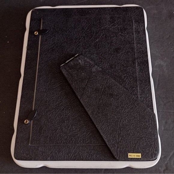 Vintage Ceramic 7" X 9" Frame Hand Painted Leaf Green Ivy Design Oval Photo - Picture 5 of 5